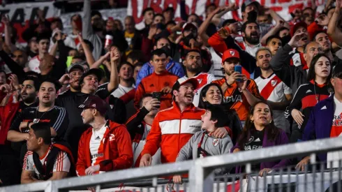 Irrisorios precios para que los hinchas de River no puedan ir a la cancha de Platense.
