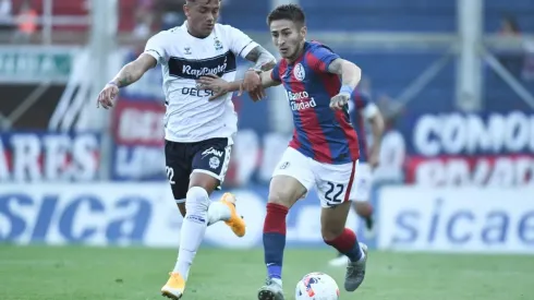 Gimnasia agudizó el pésimo momento de San Lorenzo.
