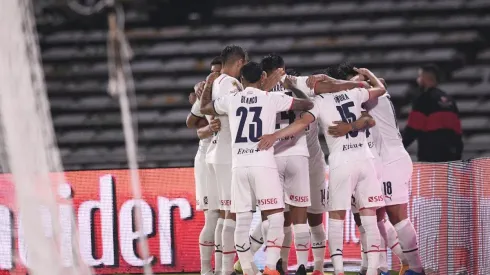 En Córdoba, Independiente le ganó sobre la hora a Talleres.
