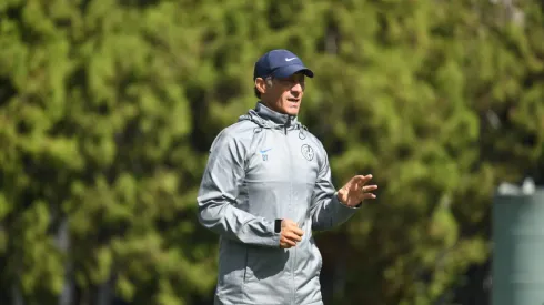 Troglio está cerca de tener a Nicolás Blandi, mientras se aleja Adolfo Gaich.