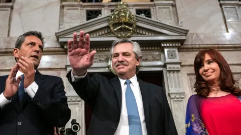 Alberto Fernandez junto a Cristina Fernandez y Sergio Massa
