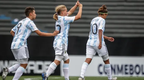 Juana Cángaro: de no permitirle jugar con varones al gol del triunfo para Argentina