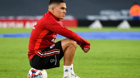 Revelan que Quintero está a préstamo en River.
