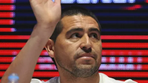 El detalle de Riquelme en la reunión que sorprendió al cuerpo técnico de Battaglia: "Los impactó"