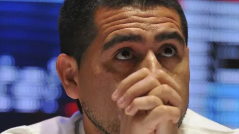 ¿Se lamenta Riquelme? Un DT que era candidato a reemplazar a Battaglia ya arregló con otro club