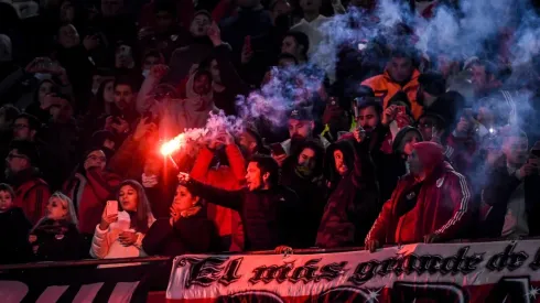 Los memes por la vuelta de los bombos al Monumental