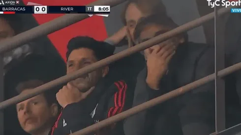 Francescoli y Enzo Pérez protagonizaron un divertido momento.