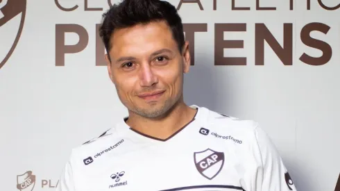 ¿Conflicto en puerta? Mauro Zárate se pierde el partido con Tigre y aseguran que no está lesionado