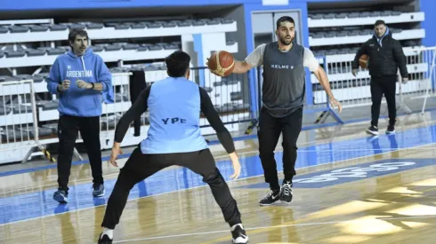 Argentina se enfrenta a Canadá por la clasificación al Mundial