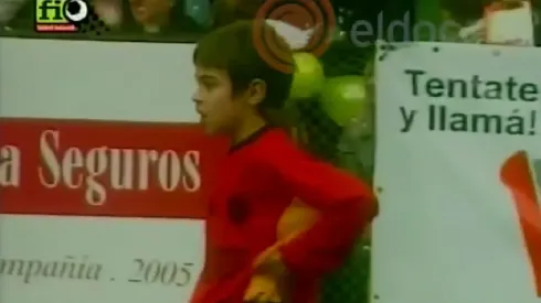 ¿Quién es? El video del golazo de una de las figuras actuales de Boca cuando era niño