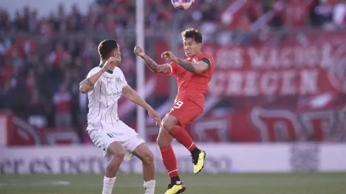 Con polémica, Independiente volvió a festejar: le ganó a Banfield, que tuvo un expulsado