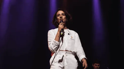 Zoe Gotusso estará abriendo los shows de Coldplay.