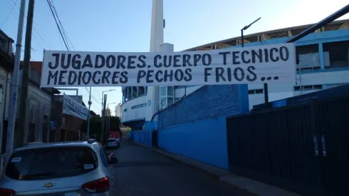 Durísimos pasacalles contra Racing en los alrededores del Cilindro: "Pechos frios"