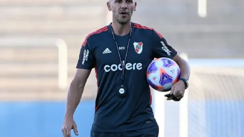 ¿Cómo juega River? El sorprendente esquema que Martín Demichelis busca imponer en la pretemporada