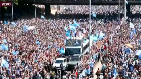 "Mercado Central" y "Piluso": las tendencias en redes sociales durante la caravana de los campeones