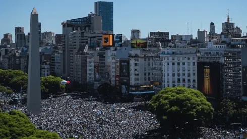 El Obelisco volvió a colmarse de hinchas para recibir a la Selección Argentina
