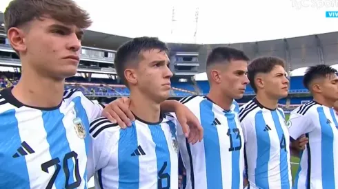 VIDEO | Emocionante: la Sub 20 cantó por primera vez el himno con las tres estrellas