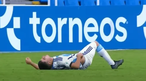 Facundo Buonanotte lesionado tras una fuerte caída en el partido de Argentina vs Paraguay en el Sudamericano Sub 20
