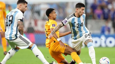 Otamendi y Enzo Fernández en acción durante el Mundial.
