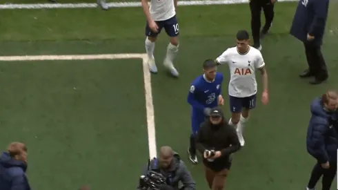 VIDEO | El cruce entre Enzo Fernández y Cuti Romero en el triunfo del Tottenham ante el Chelsea