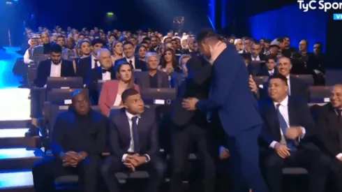 VIDEO | ¡Nos emocionó a todos! El abrazo de Messi y Scaloni en la gala de The Best