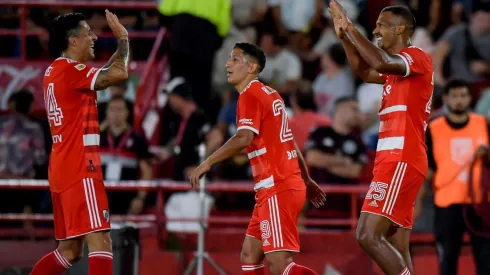 Se lo man-Ducó: River goleó a Huracán por 3-0 y se escapa en la cima