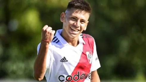 La historia de Claudio Echeverri: el jugador que enamora a River Plate