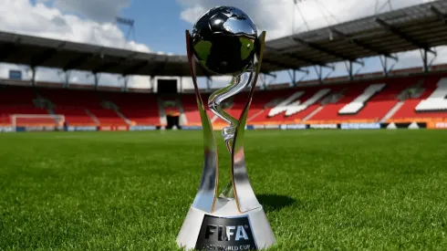 El trofeo de la Copa del Mundo.
