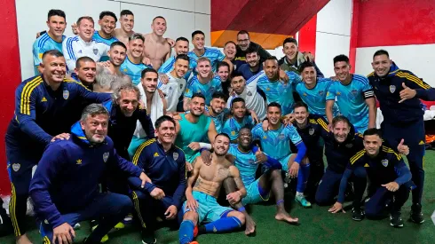 Boca festejó el triunfo... ¡con Almirón en patas!