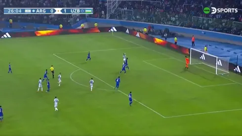 VIDEO | Argentina se recuperó rápido: Véliz empató el partido contra Uzbekistan