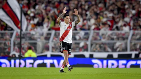 BUENOS AIRES, ARGENTINA – APRIL 23: Enzo Perez of River Plate waves to the fans after being replaced during a Liga Profesional 2023 match between River Plate and Independiente at Estadio Mas Monumental Antonio Vespucio Liberti on April 23, 2023 in Buenos Aires, Argentina. (Photo by Marcelo Endelli/Getty Images)
