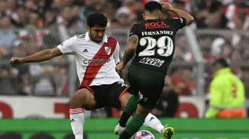 ¿Por qué se juegan 32 minutos en cada tiempo en River vs. Defensa y Justicia?