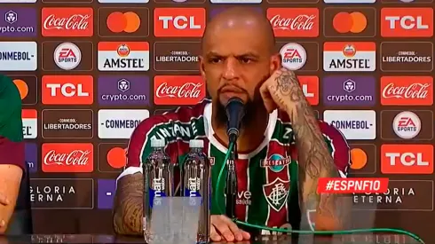 Oficial: SANCIONARON a Felipe Melo por sus gestos al retirarse del Monumental