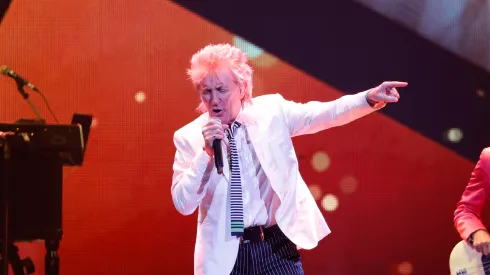 NASHVILLE, TENNESSEE – JULY 05: Singer Rod Stewart performs at Bridgestone Arena on July 05, 2022 in Nashville, Tennessee. (Photo by Jason Kempin/Getty Images)
