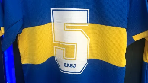 Inesperado: la 5 de Alan Varela en Boca tiene nuevo dueño