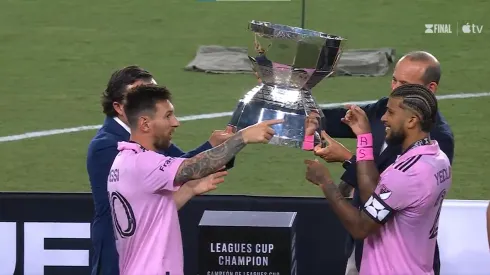 VIDEO | No se vio: el gesto de Messi a la hora de levantar el trofeo de la Leagues Cup