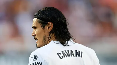 Para reemplazar a Cavani, Valencia apuesta por Rafael Santos Borré