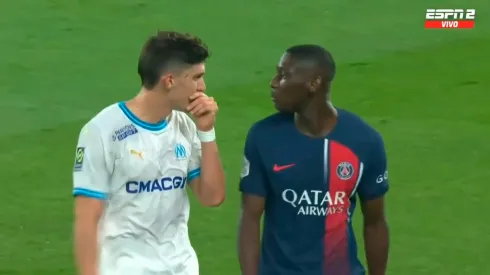(VIDEO) Balerdi encaró a Kolo Muani y le dijo de todo en el Marsella vs PSG