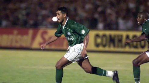 Francisco Arce con la camiseta de Palmeiras.
