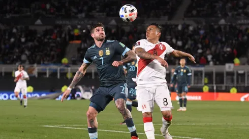 Argentina visita a Perú por las Eliminatorias.
