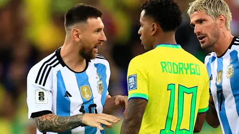 "Cobardes...", lo que se dijeron Messi y Rodrygo, palabra por palabra
