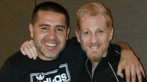 Martín Liberman junto a Juan Román Riquelme, electo presidente de Boca.
