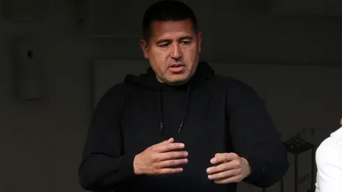 Riquelme toma decisiones en el mercado.
