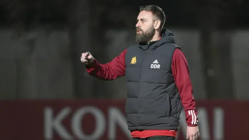 El ex Boca brindó su primera conferencia de prensa como entrenador de Roma.
