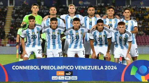 Argentina lidera el Grupo B junto a Paraguay con 7 puntos.
