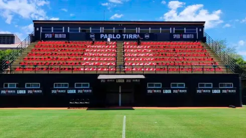 Estadio Guillermo Laza.
