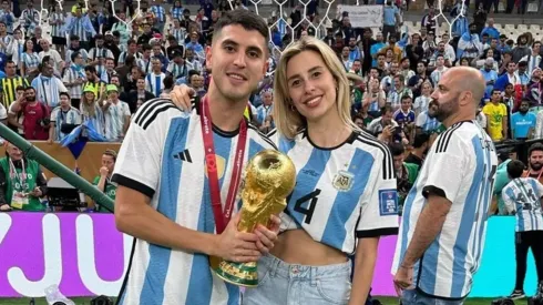 La ex de Exequiel Palacios asegura haber vendido su medalla de campeón del mundo