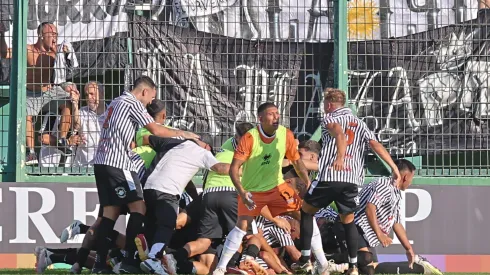 El Porvenir dio la sorpresa ante el Granate.
