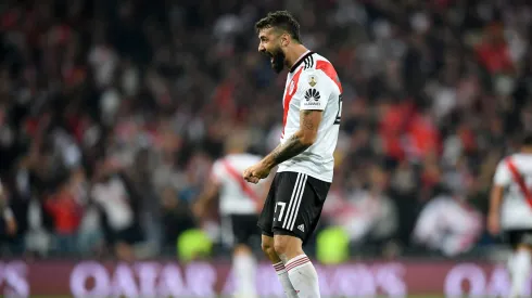 Lucas Pratto con la camiseta de River.
