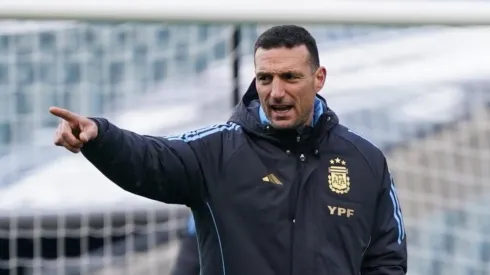 Lionel Scaloni reveló que habló con Mascherano.